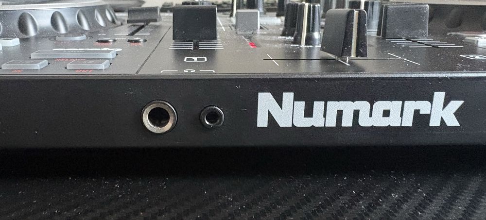 Consila dj Numark