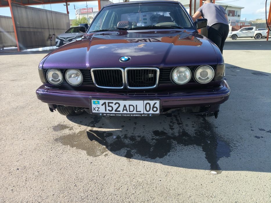 Продается БМВ Е32