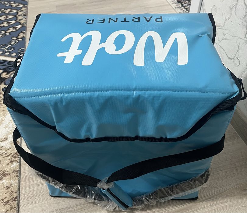 Продам сумку Wolt