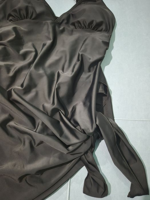 Продам  купальник