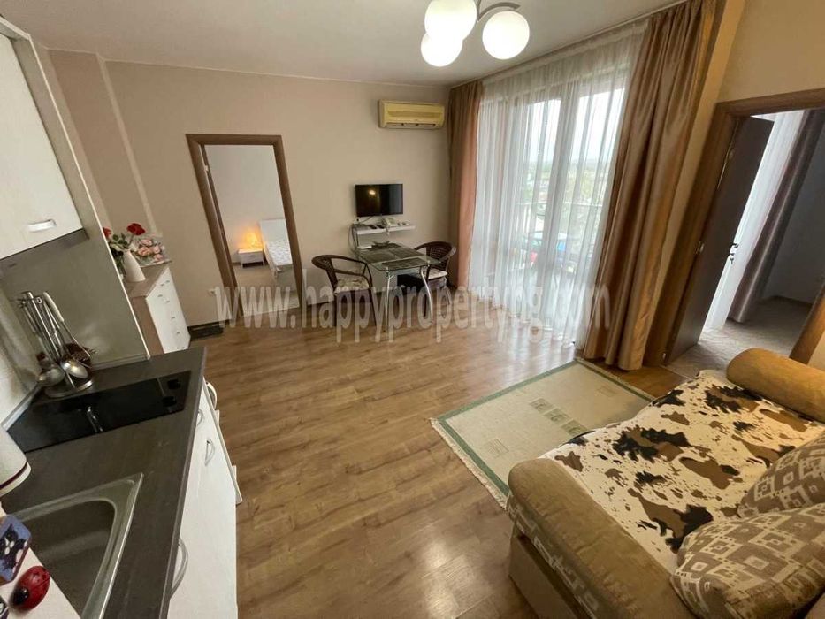 Продава се Тристаен апартамент в к.к. Слънчев бряг - 70 кв.м за 1350 €/кв.м - Снимка #2