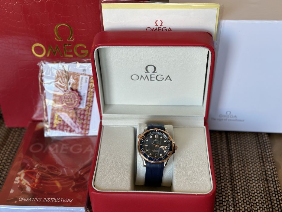 Omega Seamaster Diver 300M Rose Gold And Blue 42 mm