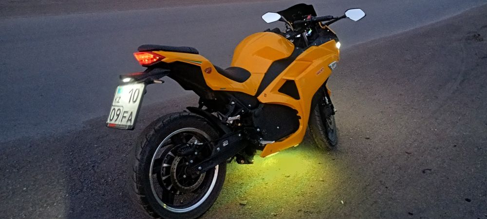 Дукати понигал 799
