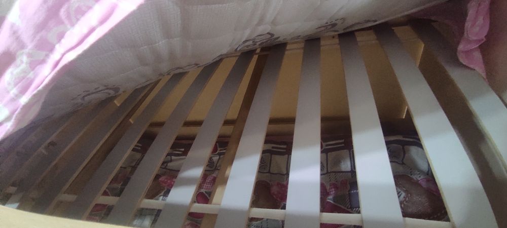 Двухъярусная кровать