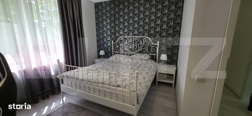 Proprietate Exclusivista: 2 Case, Piscina si Teren de Tenis pe 3833 mp