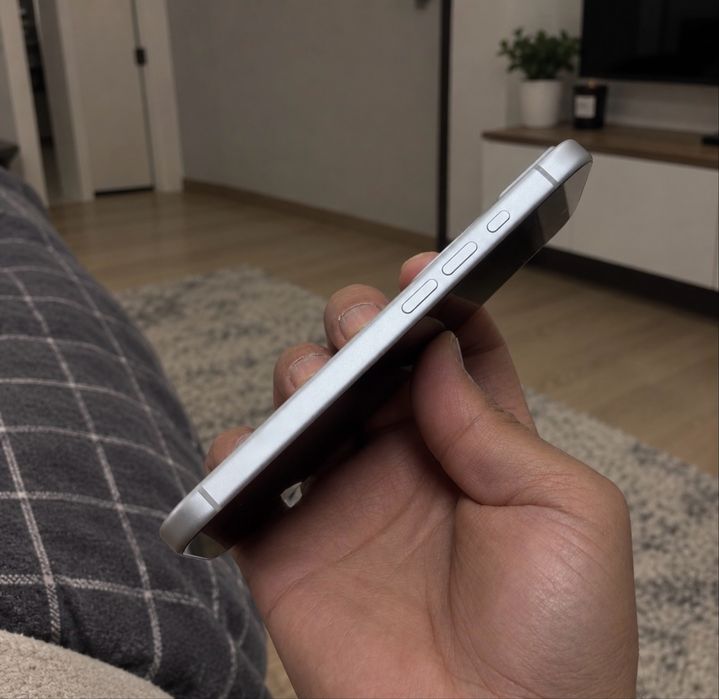 iPhone 17 pro. 100% -47циклов