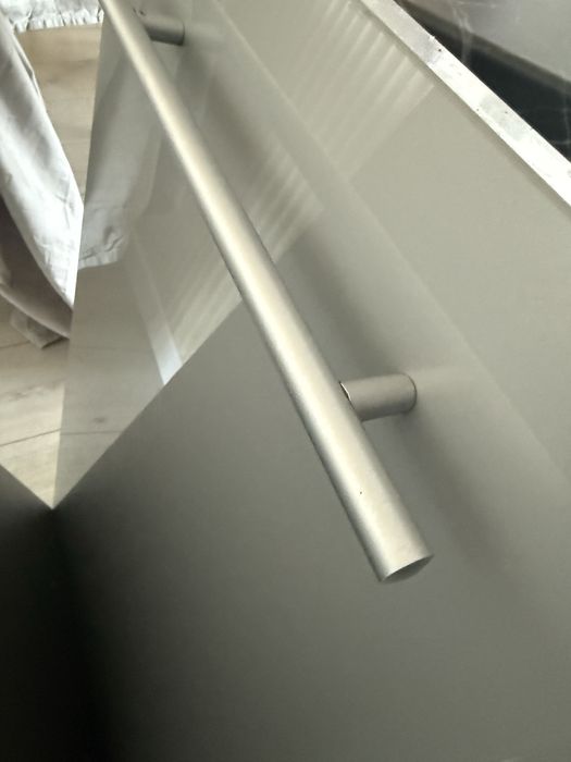 Vand manere mobilier