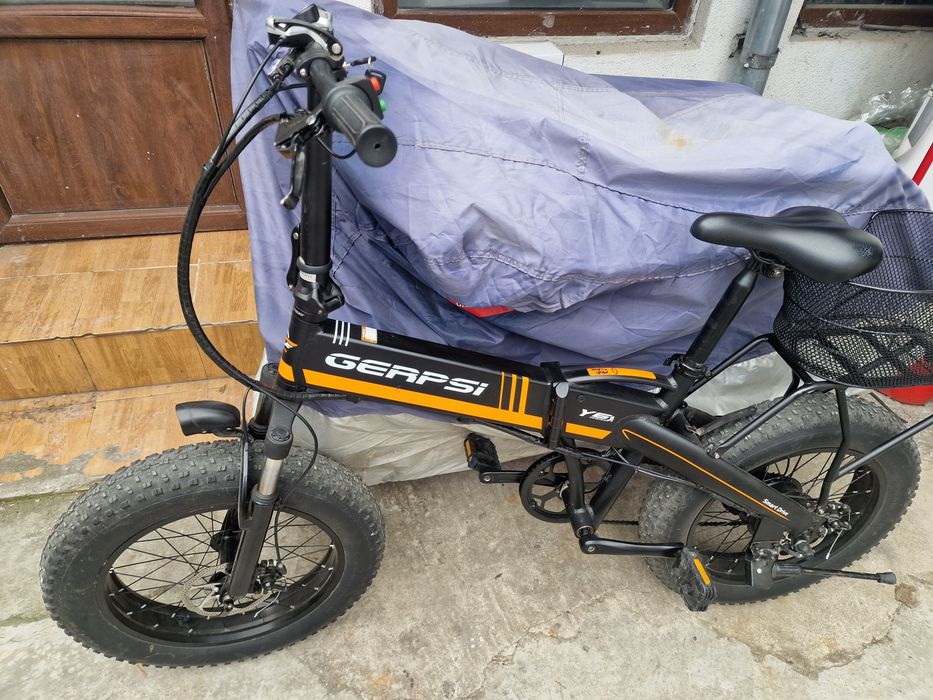 Bicicleta electrica pliabila cu suspensie