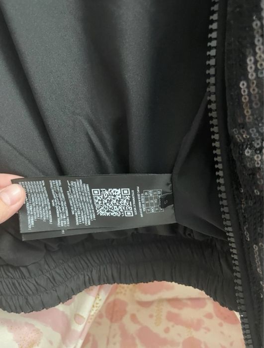 Geaca Guess marimea S