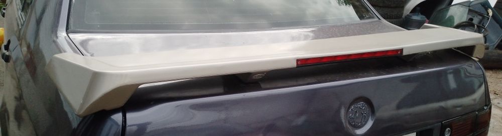 Спойлер на Мерседес 190