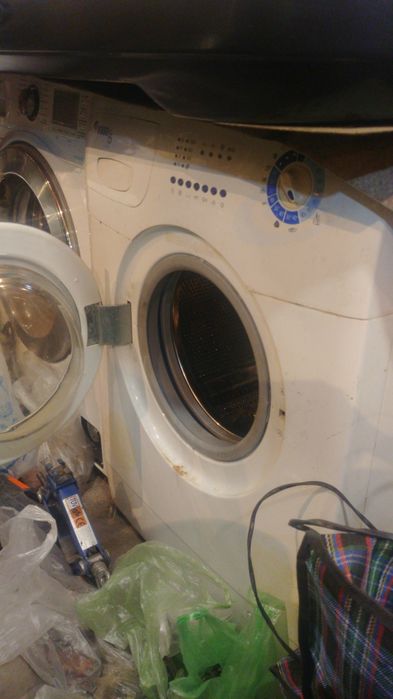 Продам по з/ч стир.машинку Ардо.