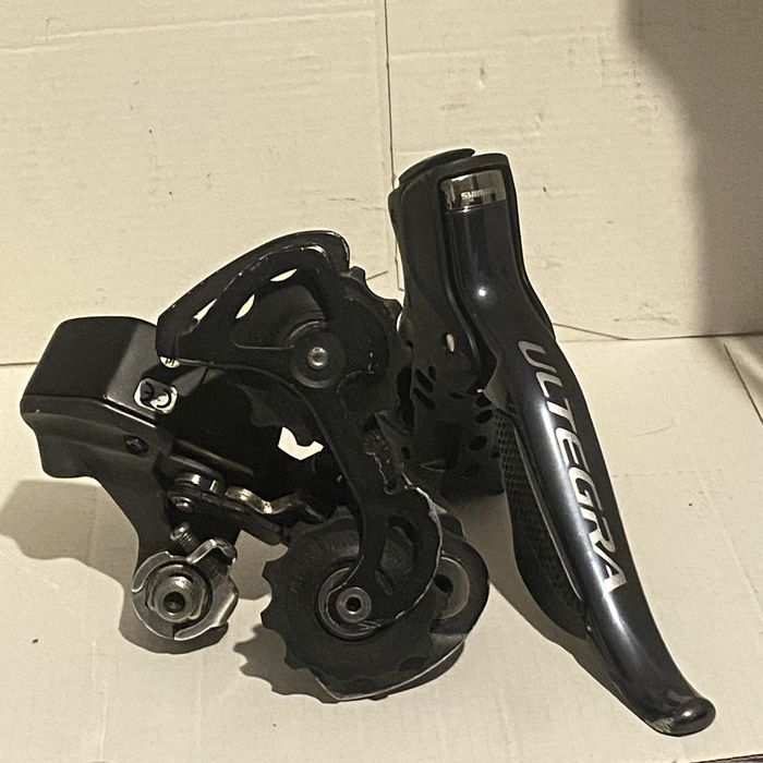 Shimano Ultegra Di2 ergopower si schimbator