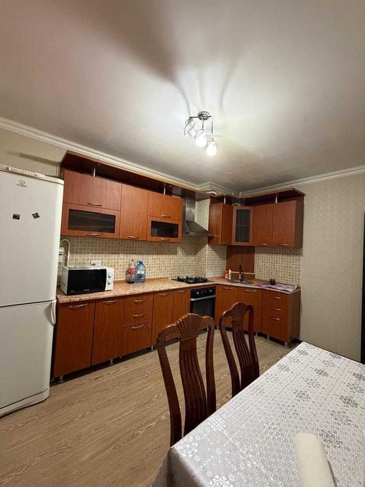 3к.64кв. в 7мкр. за 25300