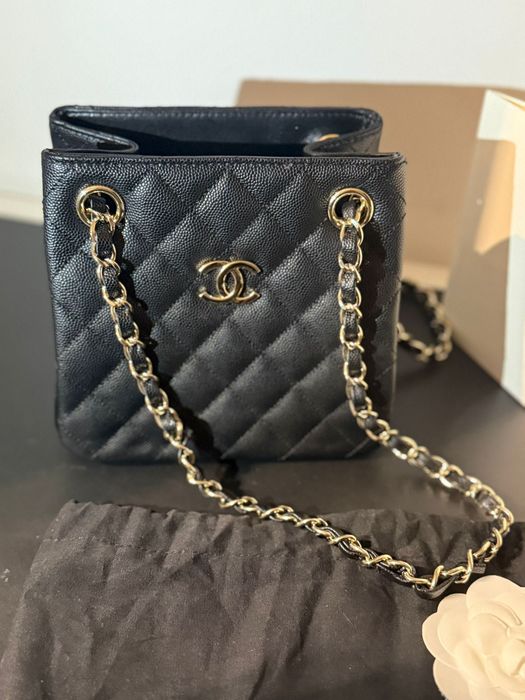 Premium Leather 100% Chanel bag new