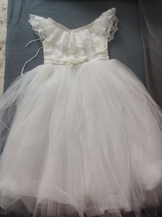 Продам детское нарядное платье