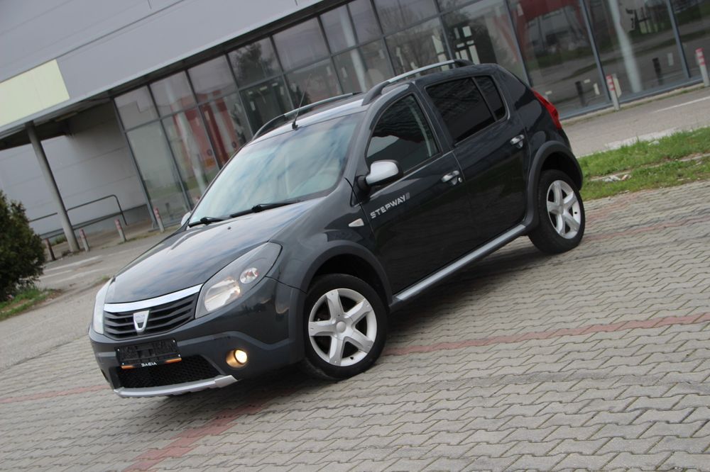 Dacia Sandero Stepaway1.6 Benzina + Gpl fab 2011