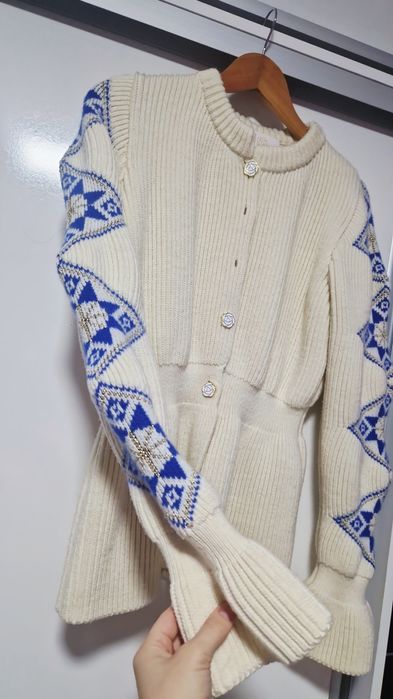 Pulover jacheta Ami Amalia