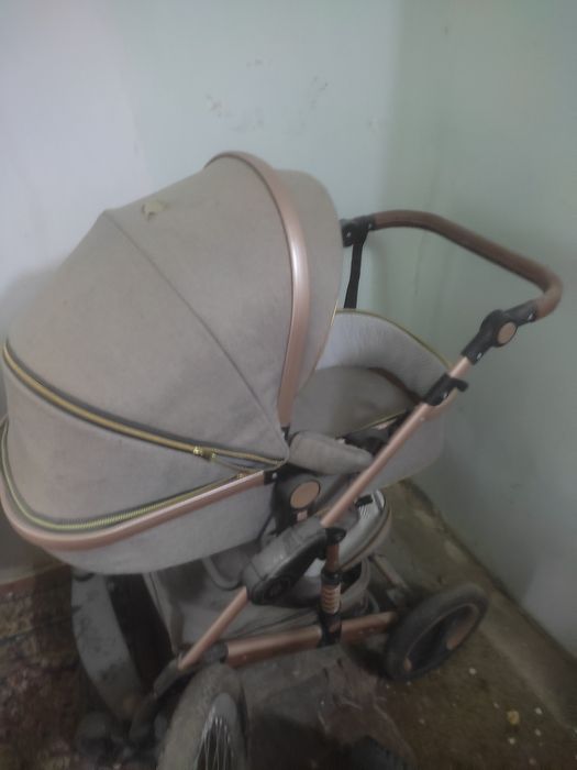 Коляска почти новая почти не пользавались