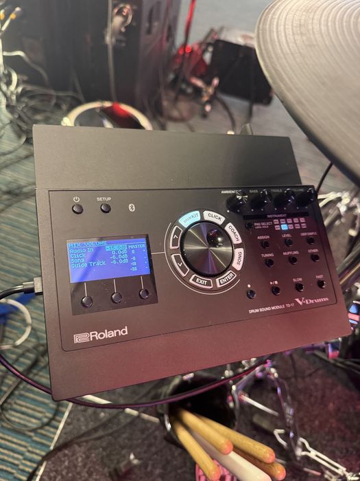 Set Roland VAD 307 + Case transport