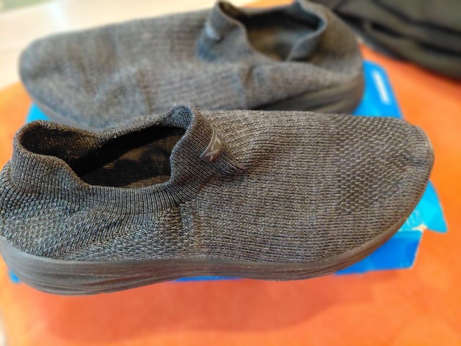 Мужские кроссовки