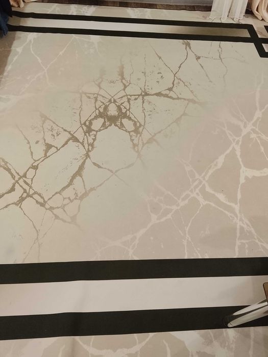 Продам ковёр в хорошем состоянии