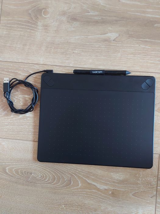 Tableta Wacom Intuos M CTH-690
