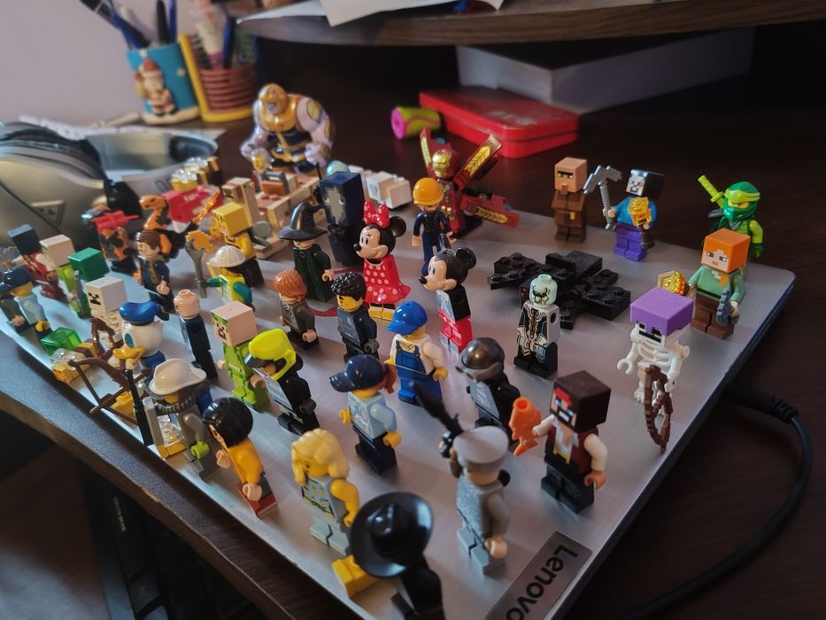 50+ figurine lego de colectie sau pt copii, minecraft, eroi negociabil