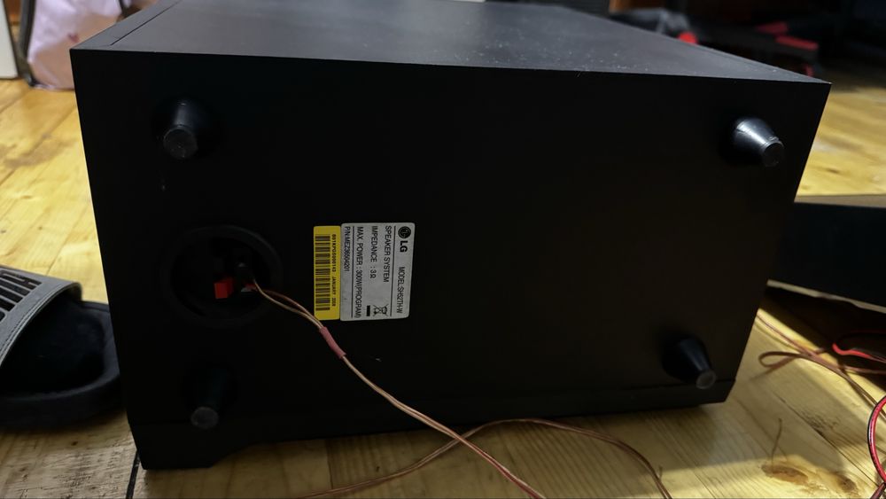 Sistem Audio Home Cinema LG 5.1 – 500W RMS (1000W PMPO) – stare foarte bună