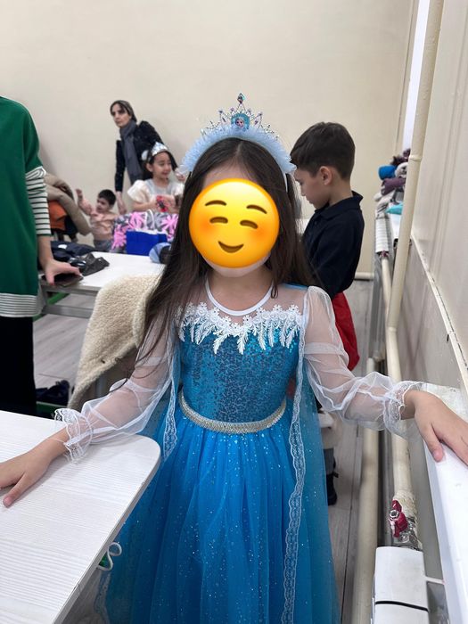 Платье карнавальное Эльзы на 6-7лет