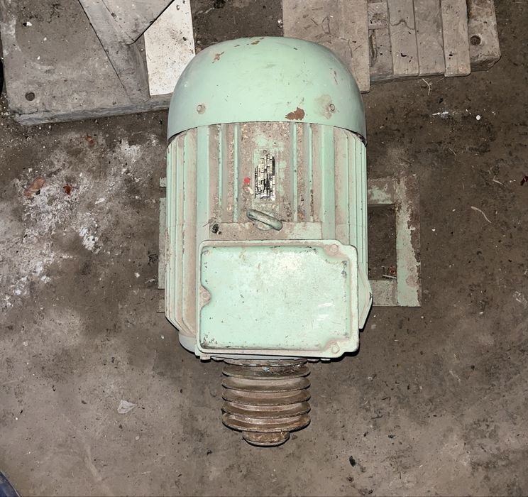 Асинхронный электродвигатель 18.5 кВт/1500 об мин АИР160М4