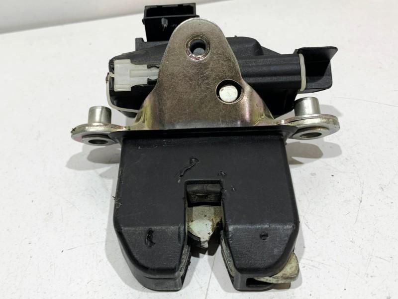 Broasca capota spate Skoda Fabia 2 facelift 5J0827501C Break