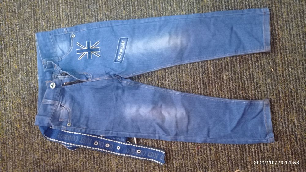 Продам детские вещи