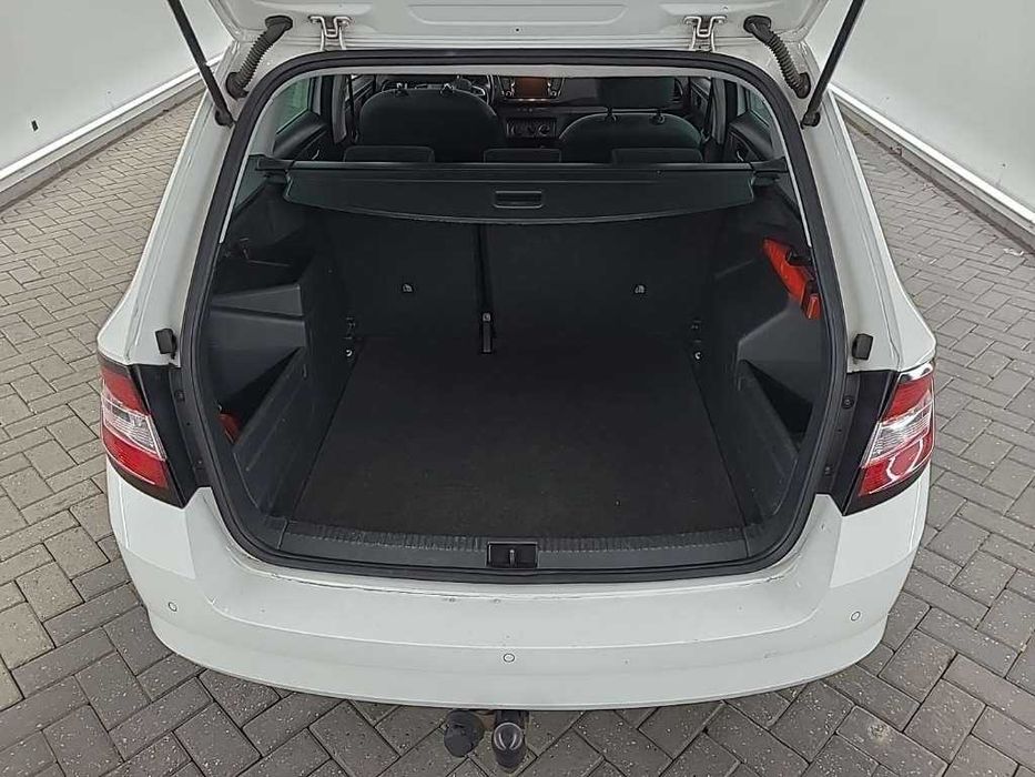 Inchirieri auto - Inchiriez masina - Skoda 2019 diesel - consum mic