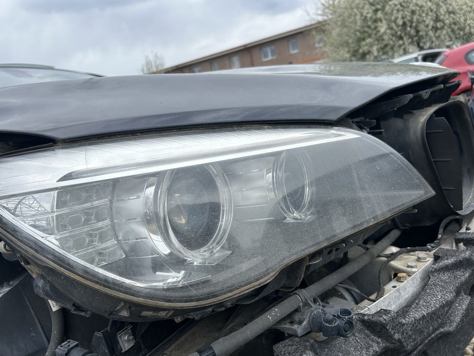 Far stânga xenon BMW F01 seria 7 2014