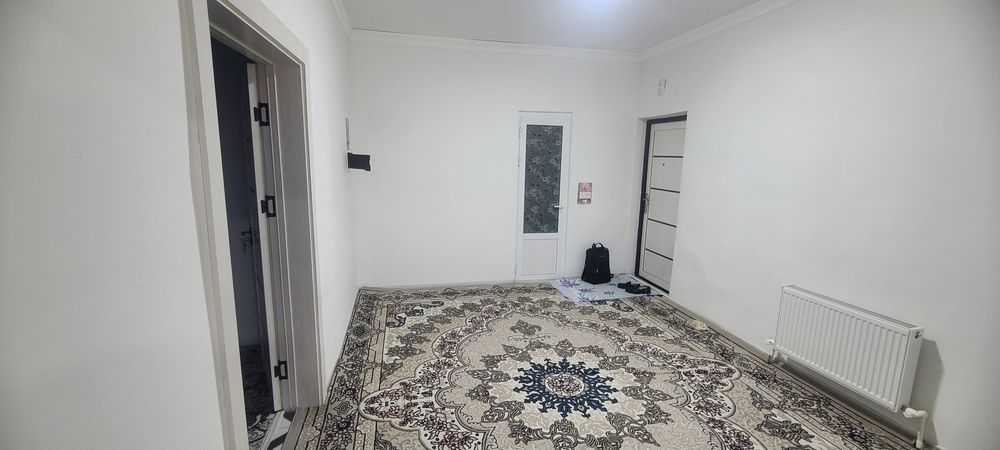 Uy sotiladi Elobod 61 kv