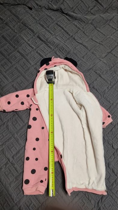 Продам детские комбинезоны 1-2 года