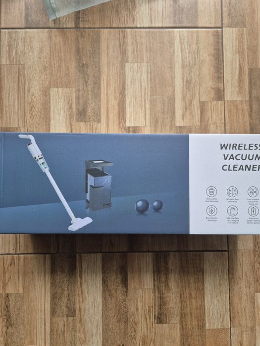 Aspirator fără fir