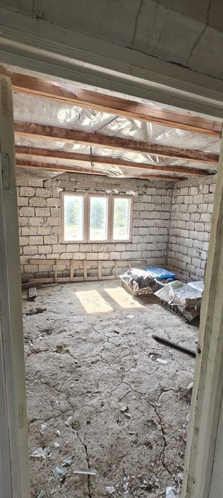 Vand  teren 2000mp + constructie , sat 7 Case, comuna Costesti, Jud Vaslui