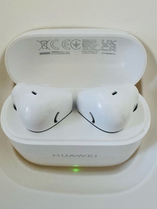 Продам наушники новые