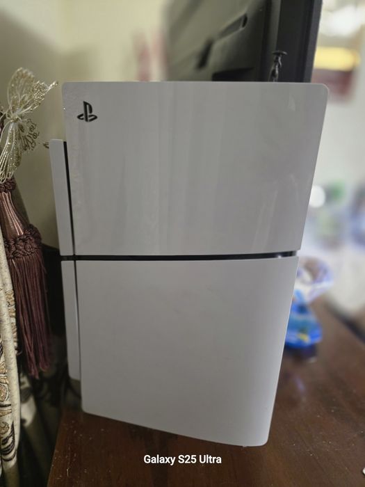 Consolă PlayStation 5 (PS5) Slim Digital Edition – Pachet Complet