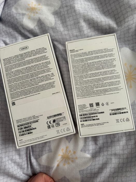 Vand cutii goale Iphone 14 si Iphone 15 Pro Max.