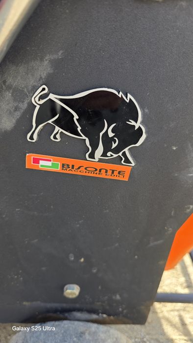 Pachet Utilaje Construcții: Husqvarna K770 (Cilindru Nou), Bisonte MT4