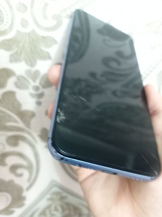 Продам или обменяю телефон Realme c25