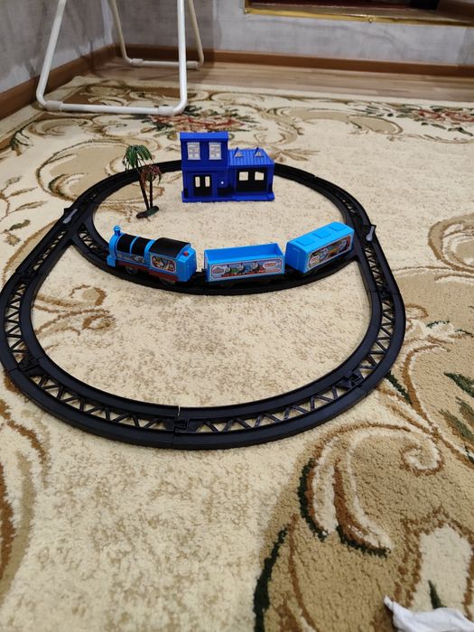 Продается детский паровозик