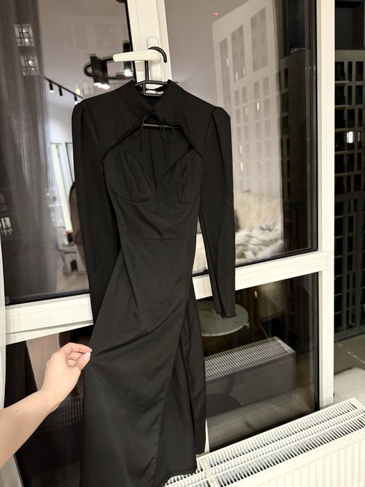 Платья в идеальном состоянии дешево