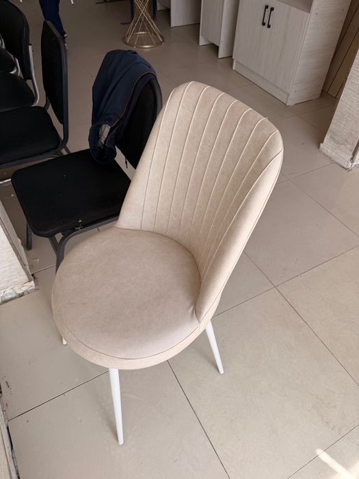 Ofis mebel judayam yangi