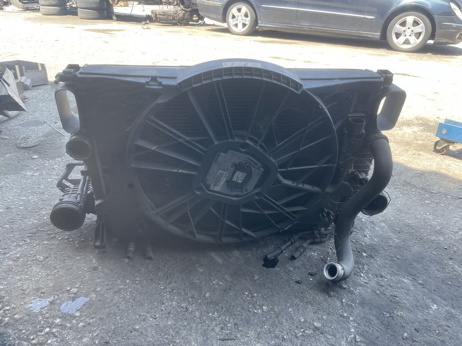 Мерцедес w211 w219 320cdi / 350 cdi Радиатор , Перка , Кулер