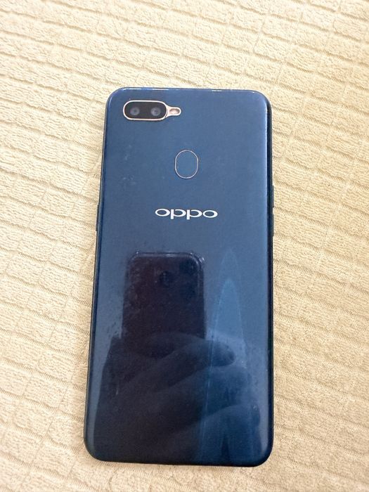 Продам Oppo AX7