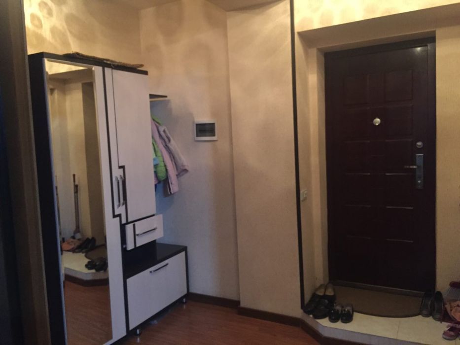 Квартира на Ц5-Финанс институт 3/4/4 общ пл 70м с обстановкой