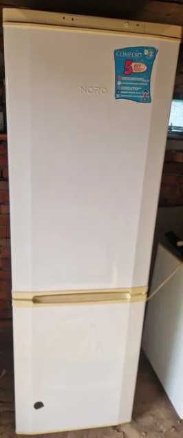 Продается холодильник
